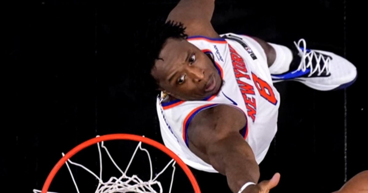 New York Knicks vs. San Antonio Spurs Game 1 of NBA Finals highlights