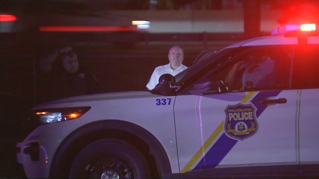packer-ave-police-officer-hit-by-car-frame-1211.jpg 
