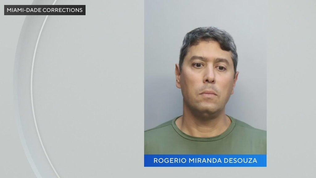 Miami-Dade man arrested for second time in month after being accused of exposing himself to woman