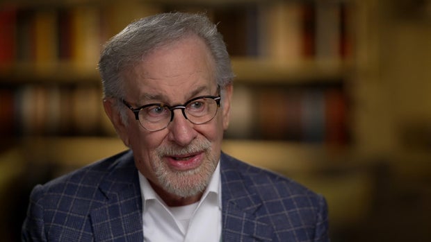 steven-spielberg-a.jpg 