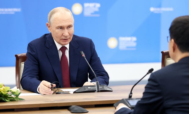 RUSSIA-ECONOMY-POLITICS-DIPLOMACY 