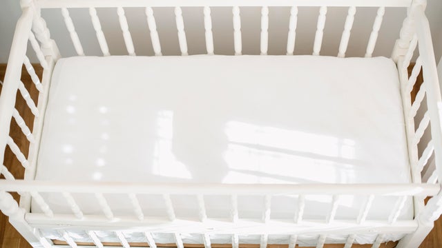 empty-crib.jpg 