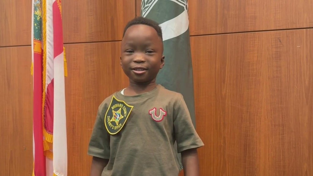 Off-duty firefighters save 5-year-old boy from drowning at Lauderdale-by-the-Sea hotel pool