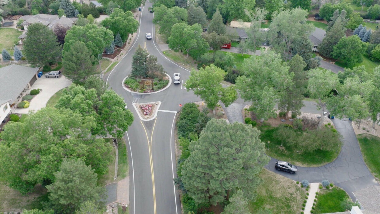 Colorado town votes to construct entrance gate amid traffic dispute ...