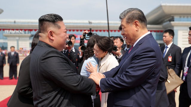 Chinese President Xi Jinping visits North Korea 
