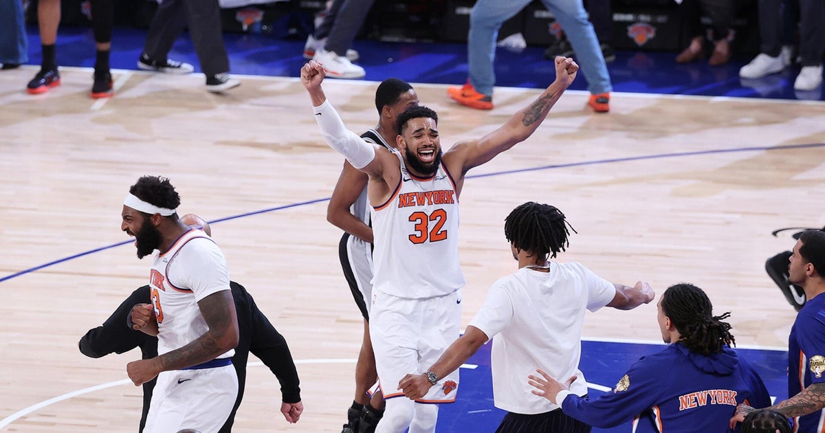 What it was like inside Madison Square Garden during the Knicks' historic Game 4 comeback