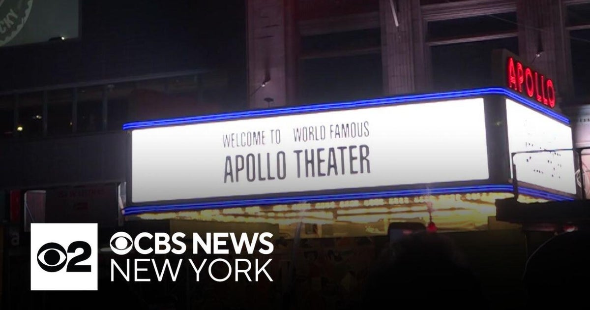 Lights return to Apollo Theater marquee - CBS New York