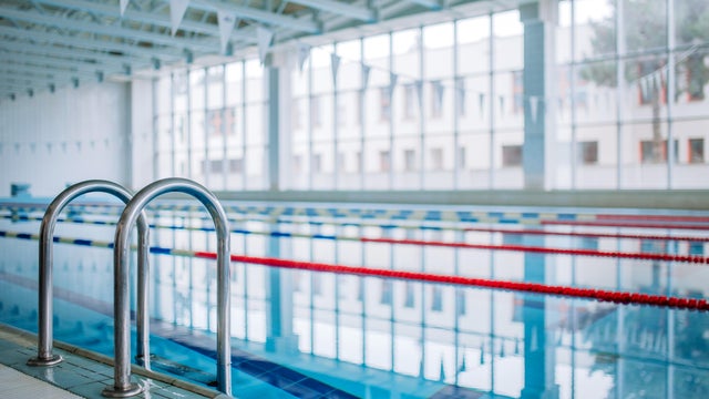 Empty indoor swimming pool 