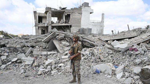 Lebanese residents return to the rubble of their homes in Nabatieh 
