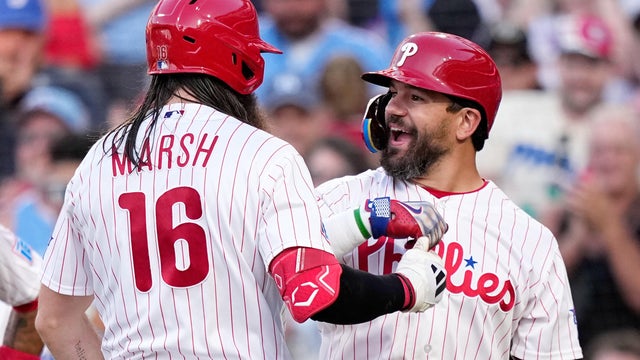 Brandon Marsh,Kyle Schwarber 