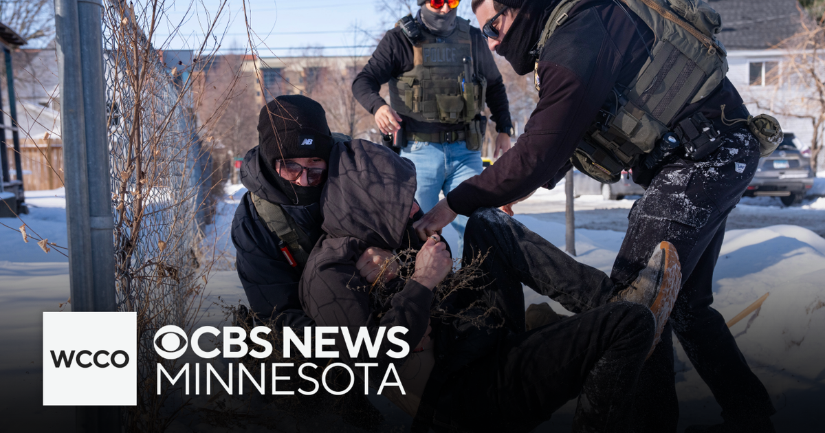 Human rights group accuses feds of widespread abuse during Operation Metro Surge
