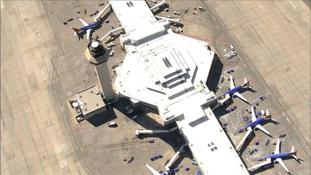 airport2.jpg 