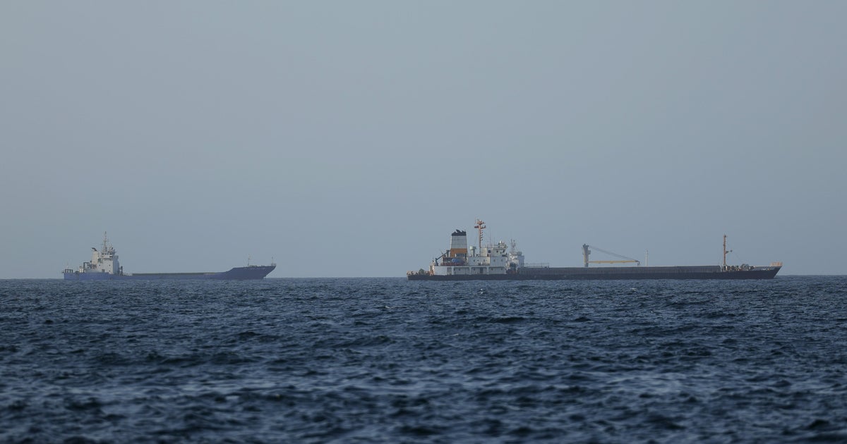 Strait of Hormuz traffic ramps up in wake of U.S.-Iran deal signing