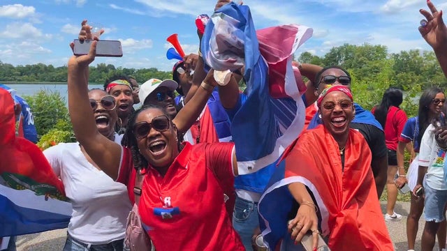 haiti-fans.jpg 