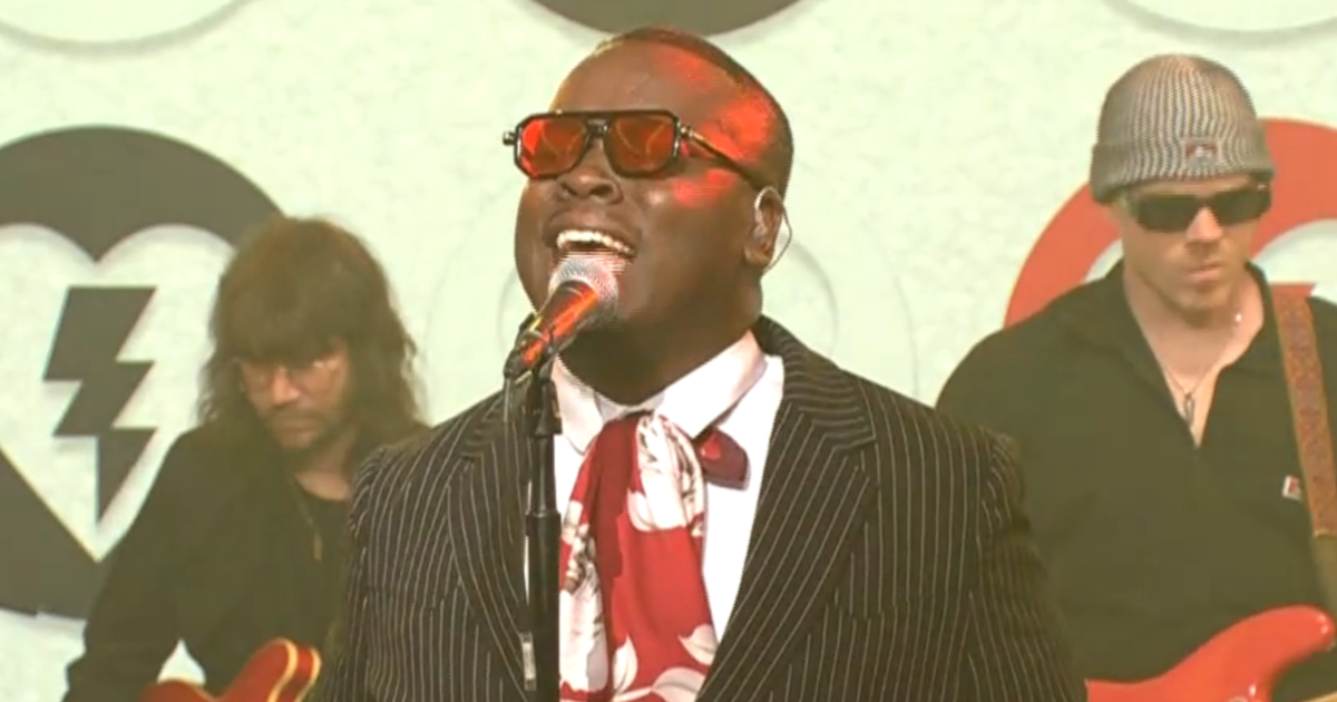 Saturday Sessions: Brother Wallace performs "You're The Man"