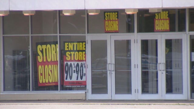 ford-city-mall-closing.jpg 