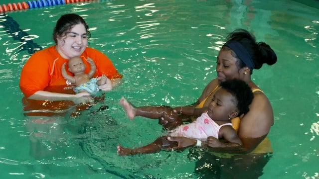 swimming.jpg 