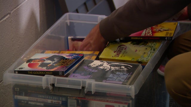 6p-pkg-video-store-comeback-wccoaq2z-00-01-5510.jpg 