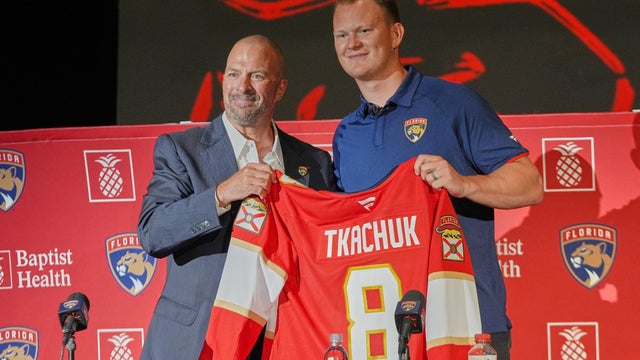 Brady Tkachuk,Bill Zito 