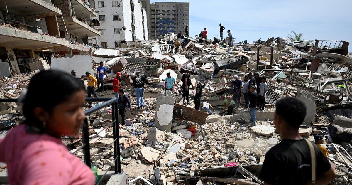 Venezuela earthquakes: Search for survivors continues as death toll soars