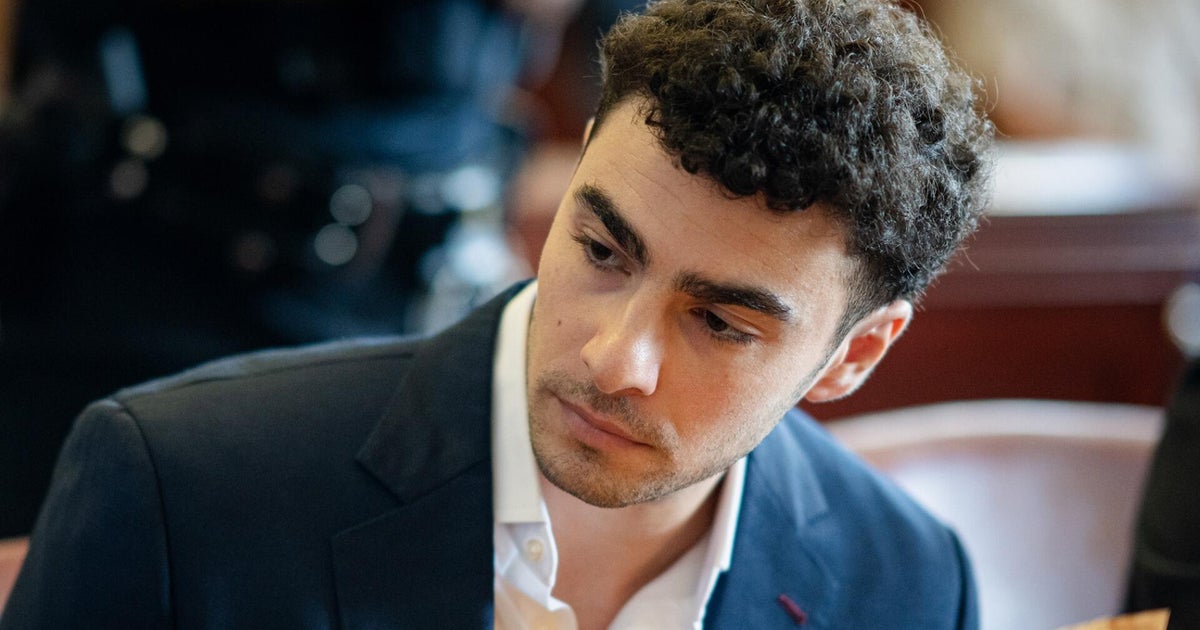 Luigi Mangione’s attorneys call report of possible plea deal “troubling”