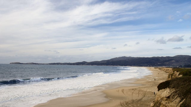 half-moon-bay-state-beach-1.jpg 