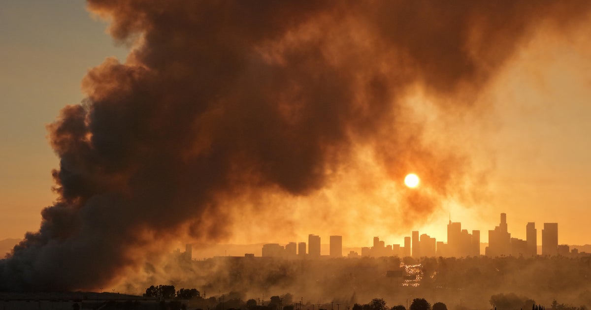 LA investigating construction at warehouse involved in massive fire