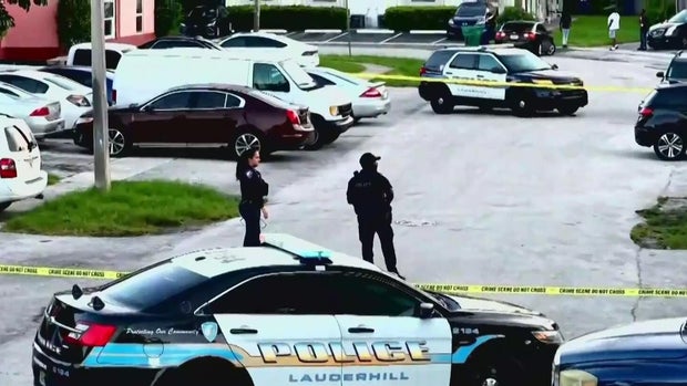 cbsmiami-lauderhill-police-investigation-2.jpg 