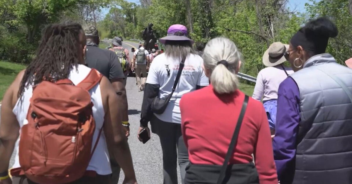 Историкът проследява подземната железница на „Freedom Walk“, за да отбележи 250-годишното пътуване на Америка