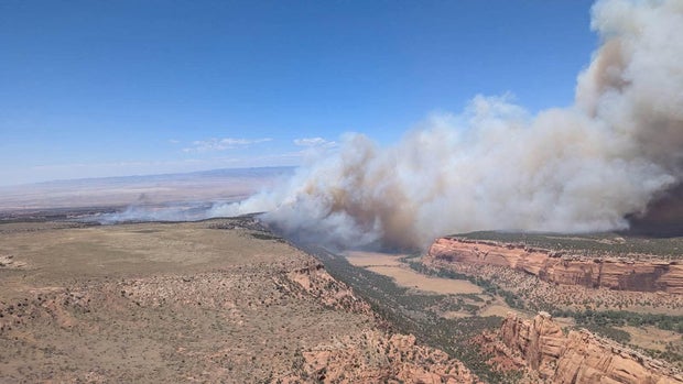 u-s-wildland-fire-service-snyder-mesa-fire.jpg 