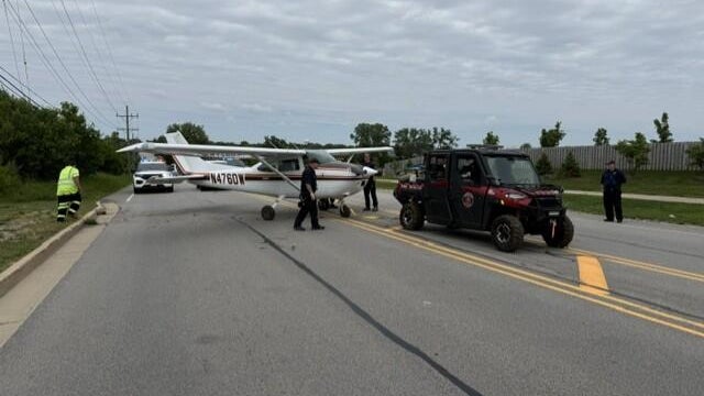 bartlett-plane-landing.jpg 