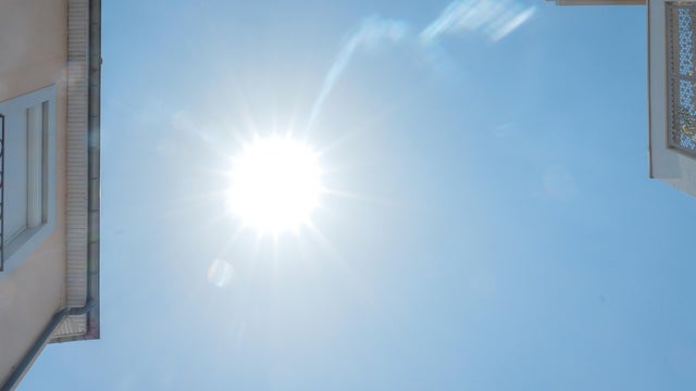 FRANCE-WEATHER-HEAT-WAVE-TEMPERATURE-CLERMONT-FERRAND 