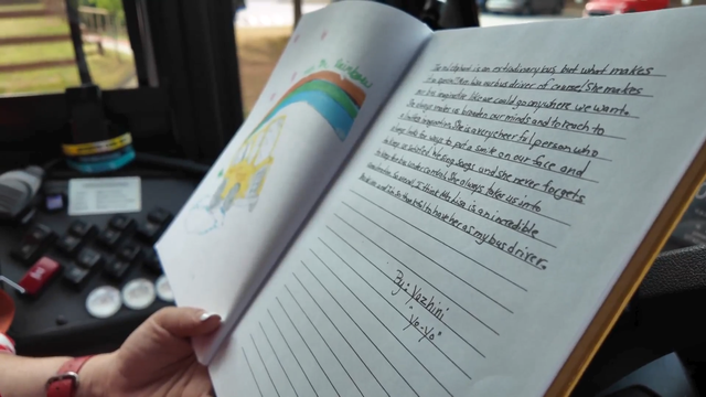 bus-driver-book-2.png 