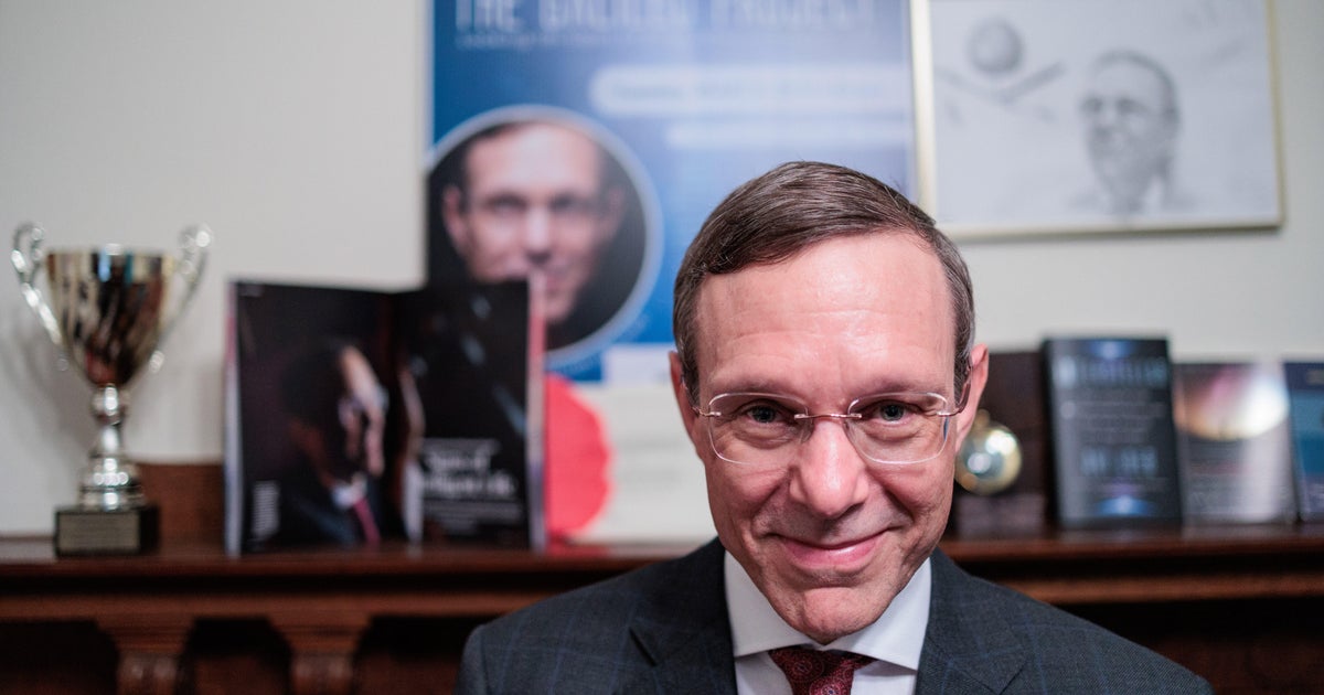 Harvard professor known for alien theories to lead White House UFO council