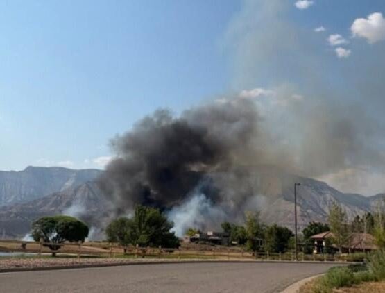 battlement-trail-fire-2-1-pic-from-grand-valley-fire-protection-district-on-fb.jpg