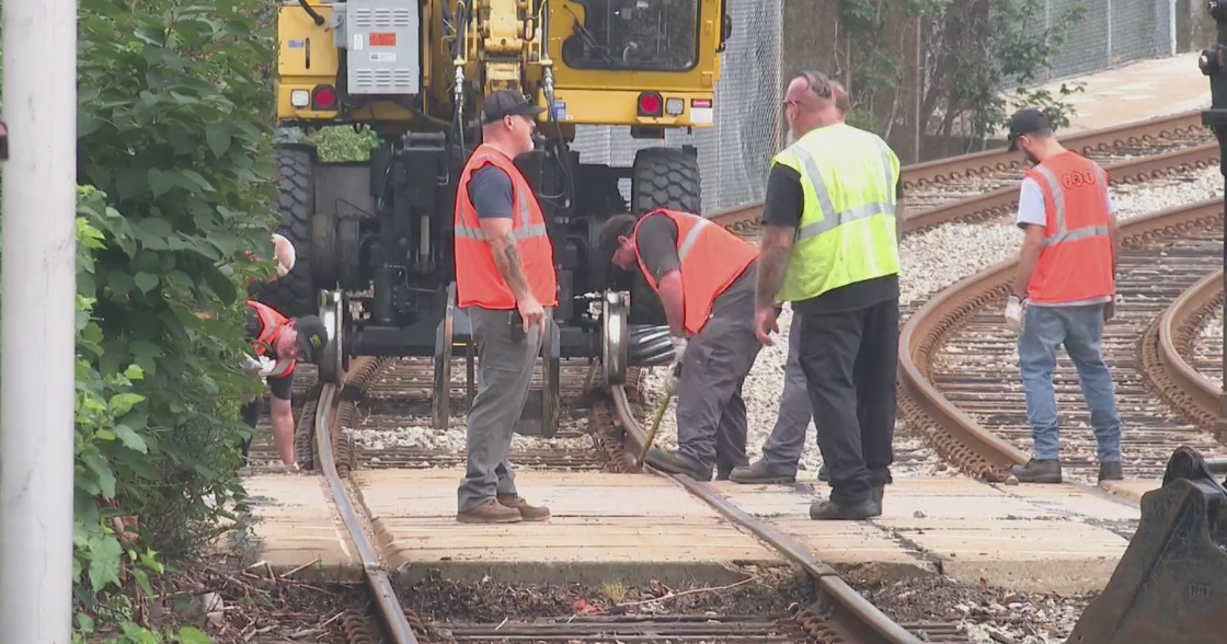 cbsnews.com - Ross  Guidotti - Some PRT Red Line riders caught off guard by ongoing construction