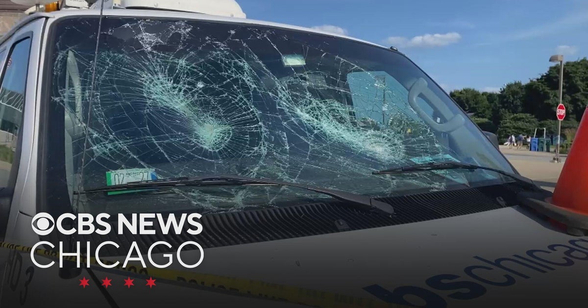 Court hearing for men accused of attacking CBS News Chicago crew