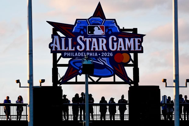 Miami Marlins v Philadelphia Phillies