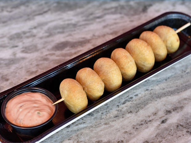 22-sligo-slider-bites-on-a-stick.jpg