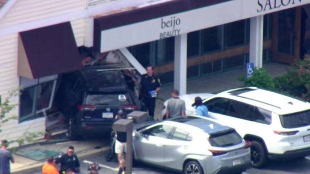 Danvers salon crash