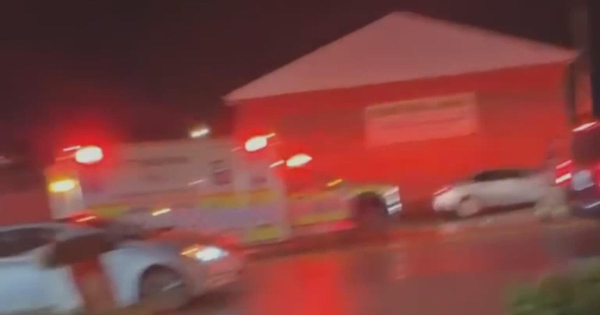 Pedestrian dies after being hit 2 vehicles in Pittsburgh, officials say ...