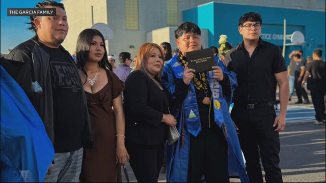 wilbur-garcia-family-graduation.jpg 