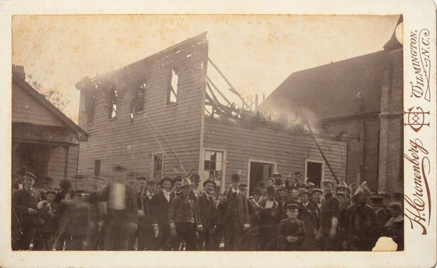 burned-daily-record-building-photo-wilmington-nc-1898-c.jpg