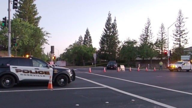 Police flashing lights at crime scene 