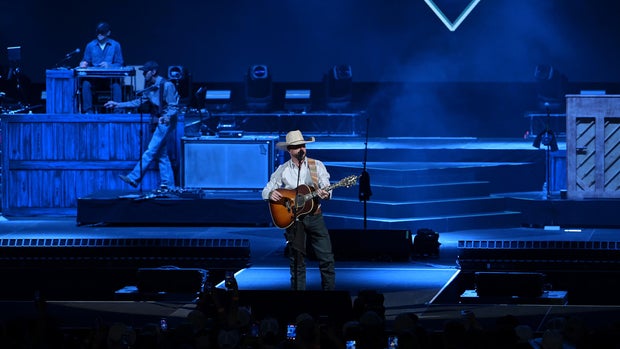 ed-spinelli-summerfest-w2d2codyjohnson.jpg 