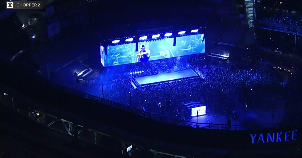 Jay-Z kicks off Yankee Stadium concert series with special guests Beyoncé, Nas
