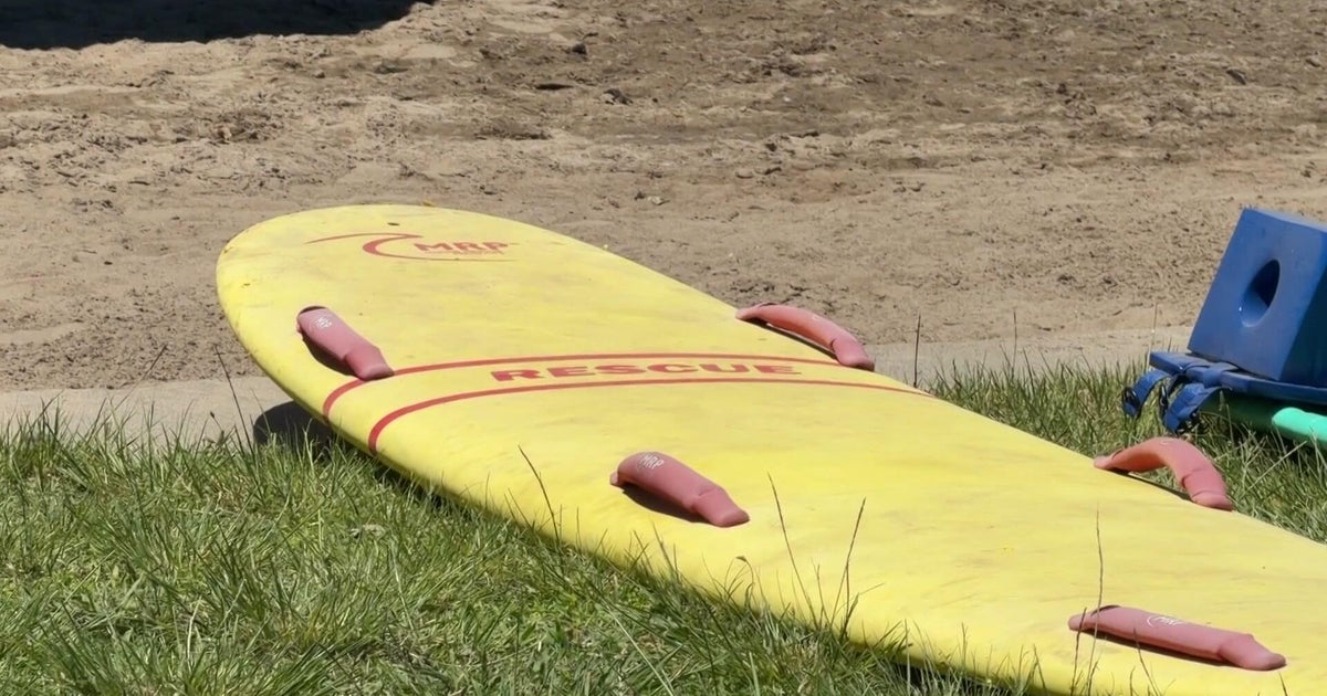 Nursing assistant jumps into action at Lodi Lake Beach as woman suffers medical emergency