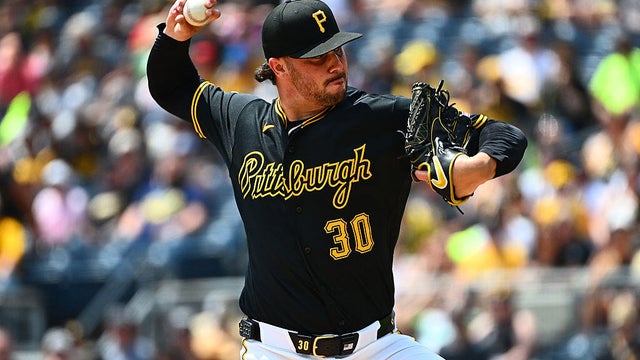 Milwaukee Brewers v Pittsburgh Pirates 