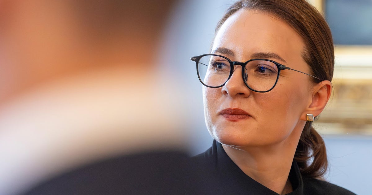 Премиерът на Украйна подаде оставка, тъй като Зеленски казва, че страната „променя политическата си стратегия“