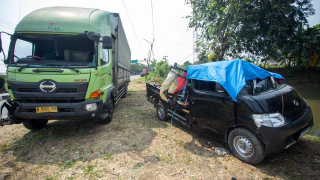 Indonesia Truck Crash 